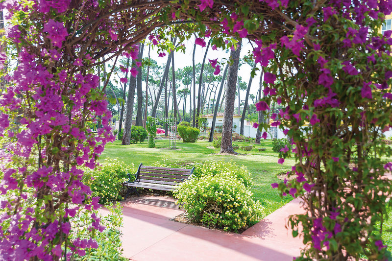 AluaSun Marbella Park 18