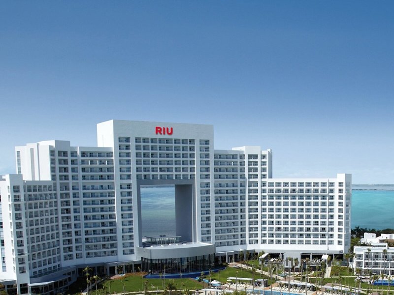 Hotel Riu Palace Peninsula 1