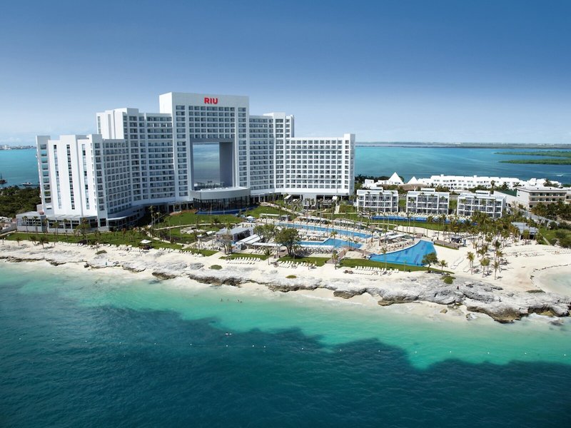 Hotel Riu Palace Peninsula 1
