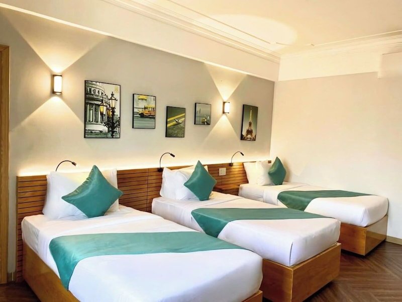 Happy Life Green Hotel 13