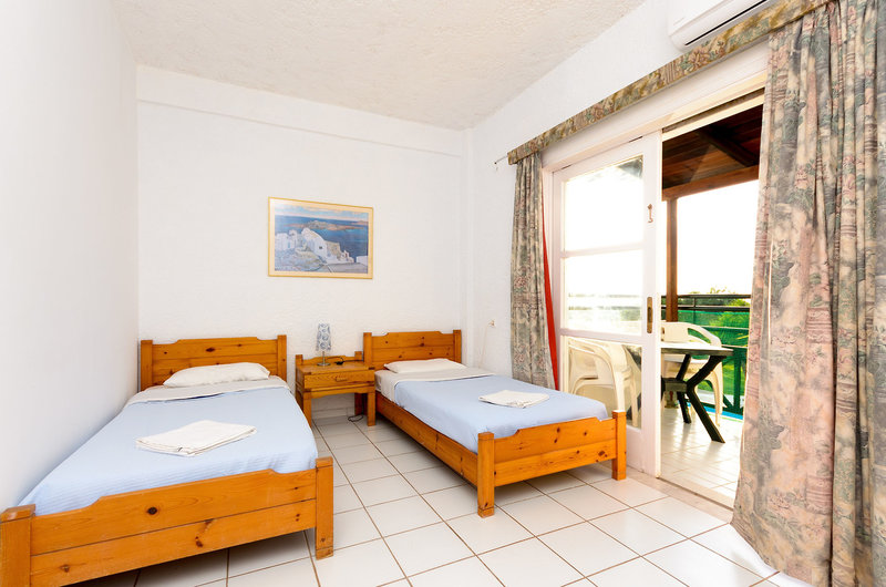 Classic Apartments 8