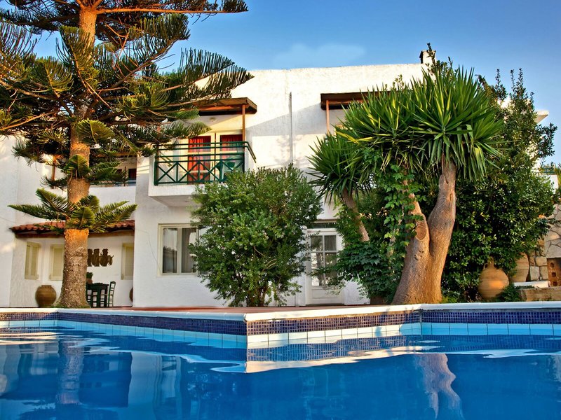 Classic Apartments 7
