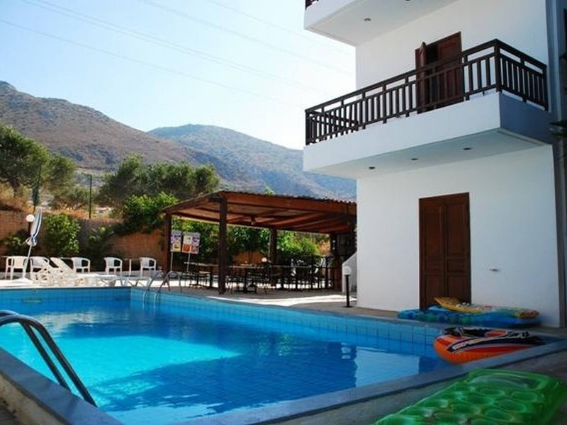 Sirocco Apartments 3