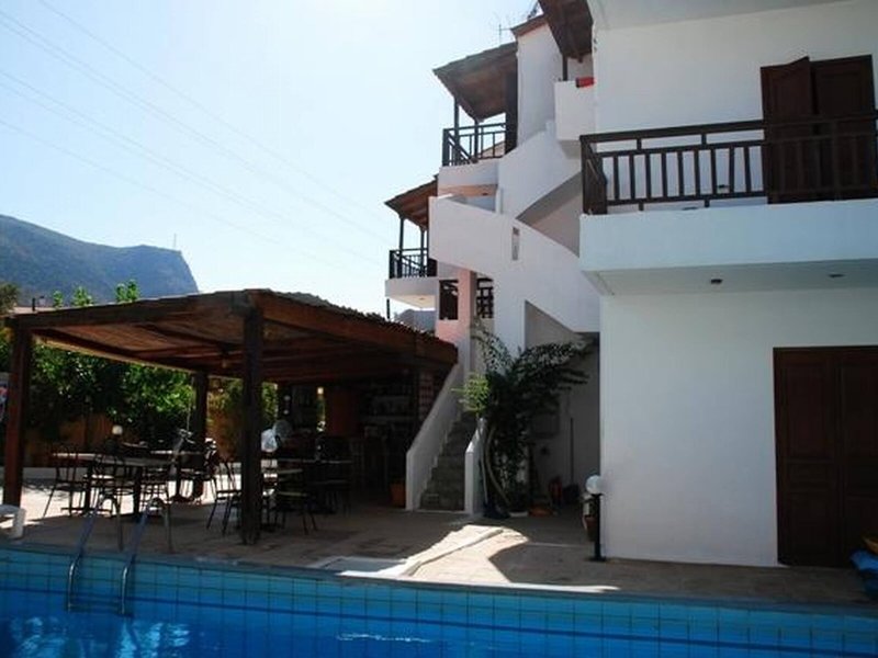 Sirocco Apartments 5