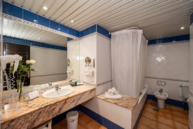 BlueBay Banus 37 - Bathroom Example