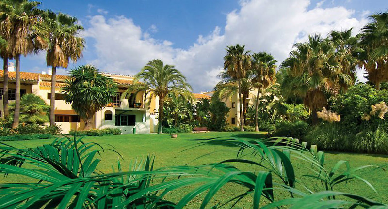 BlueBay Banús 1