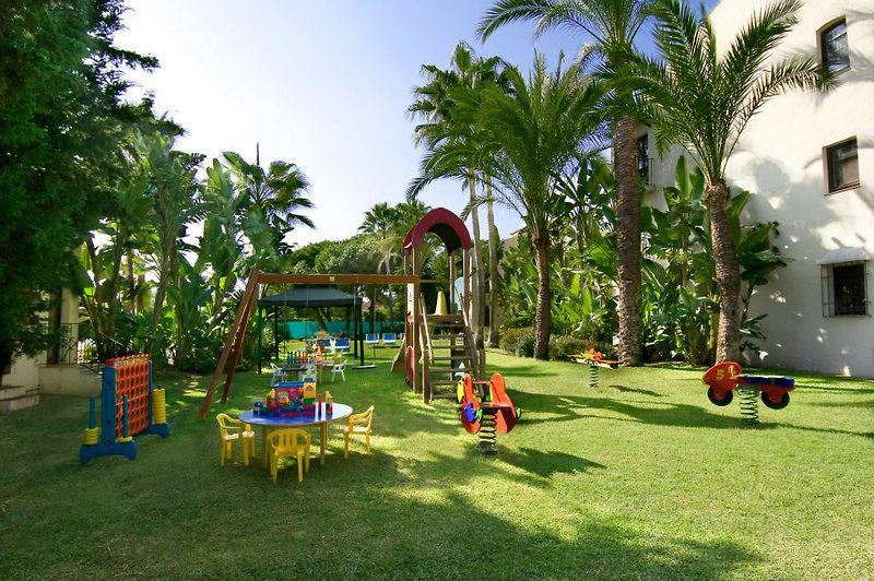 BlueBay Banús 6