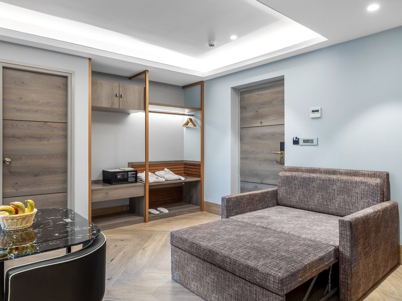 Clarion Hotel Ocean Palms Goa 21