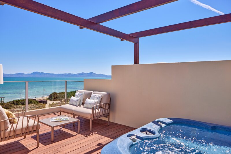 ZAFIRO Bahía 111