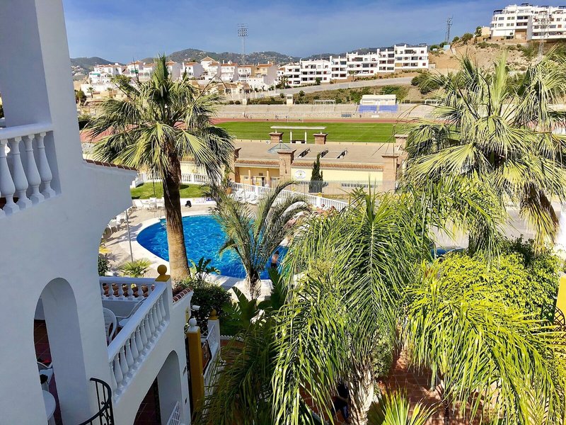 Las Rosas de Capistrano 13