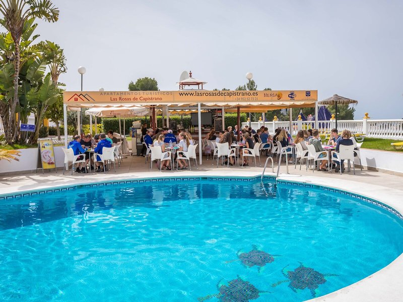 Las Rosas de Capistrano 15