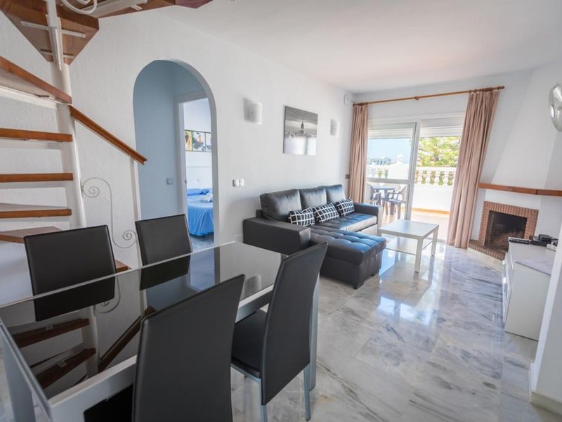 Las Rosas de Capistrano 17