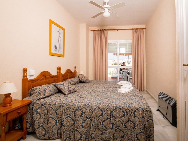 Las Rosas de Capistrano 36