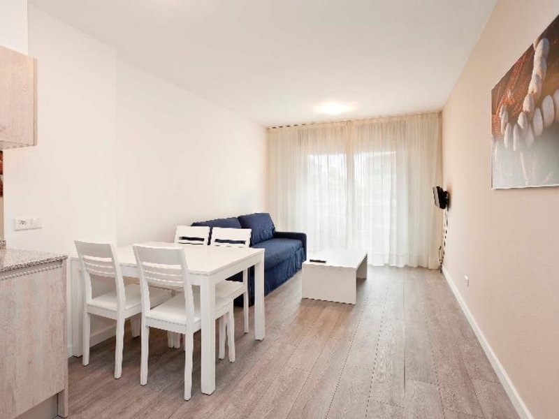 Voramar 10