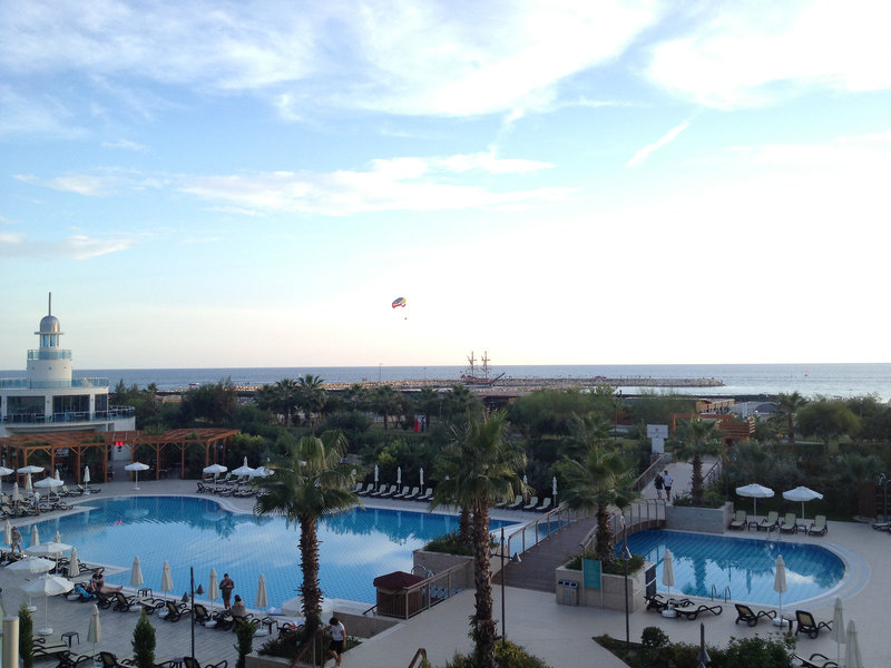 Commodore Elite Suites & Spa 16