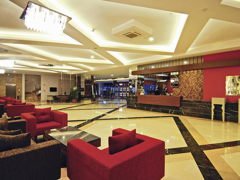 Commodore Elite Suites & Spa 30