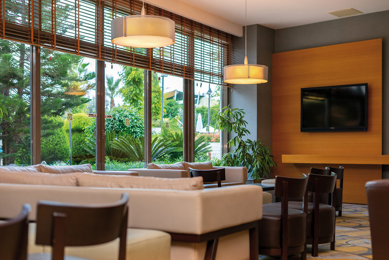Commodore Elite Suites & Spa 31