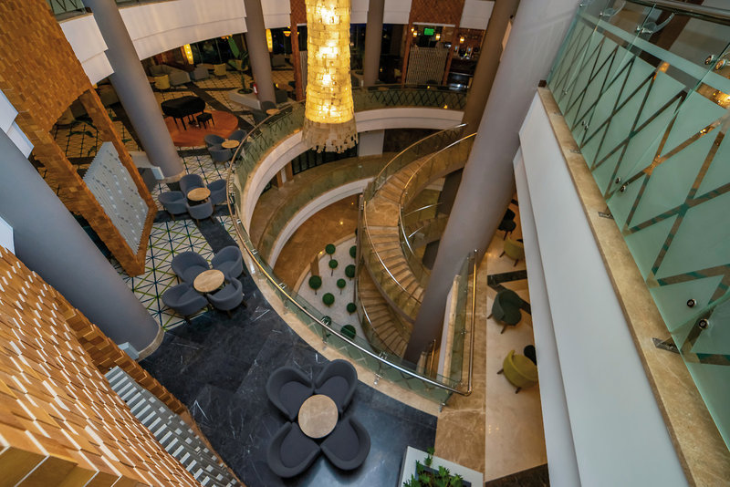 Commodore Elite Suites & Spa 33