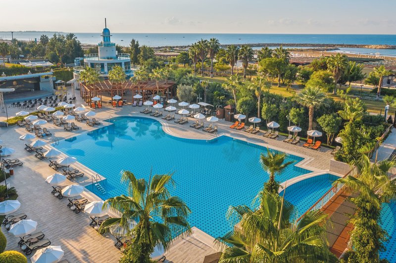 Commodore Elite Suites & Spa - Erwachsenenhotel ab 18 Jahren 9 - Outdoor Pool