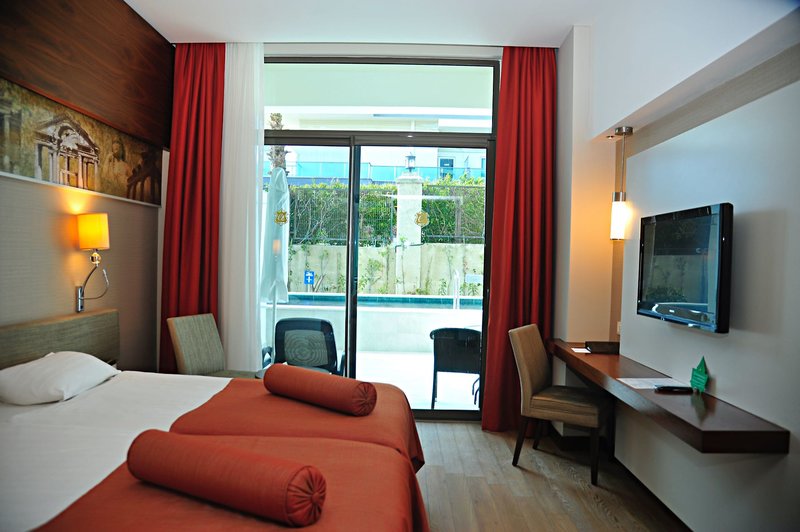 Commodore Elite Suites & Spa - Erwachsenenhotel ab 18 Jahren 16 - Room Example
