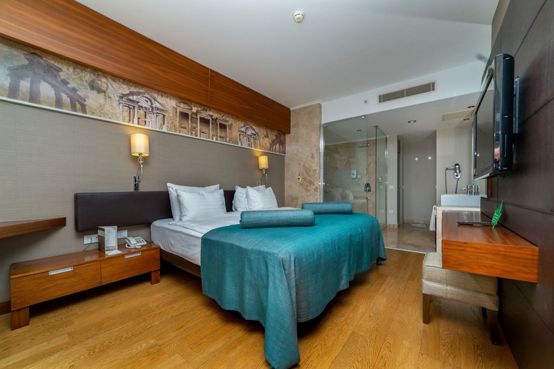 Commodore Elite Suites & Spa - Erwachsenenhotel ab 18 Jahren 18 - Room Example