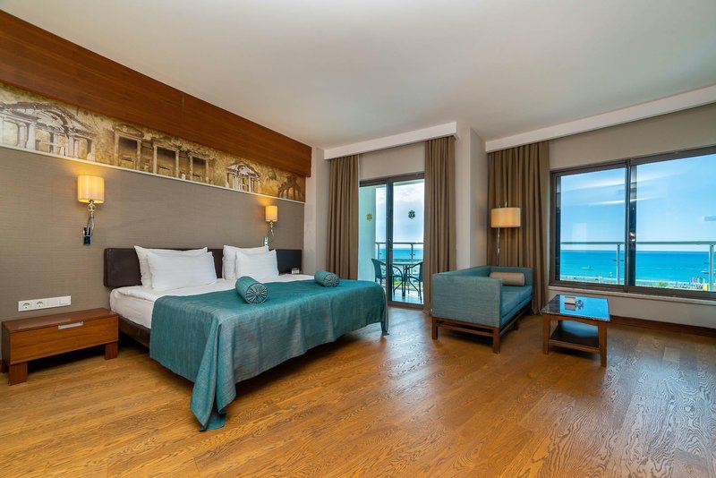 Commodore Elite Suites & Spa - Erwachsenenhotel ab 18 Jahren 20 - Room Example