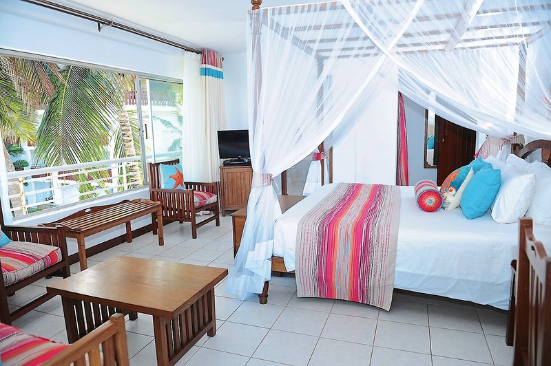 Voyager Beach Resort 25