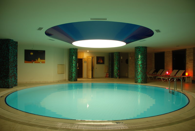 Golden Rock Beach Hotel 10