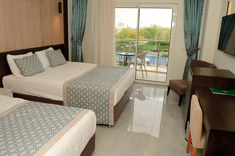 LRS Lake & River Side Hotel & Spa 2