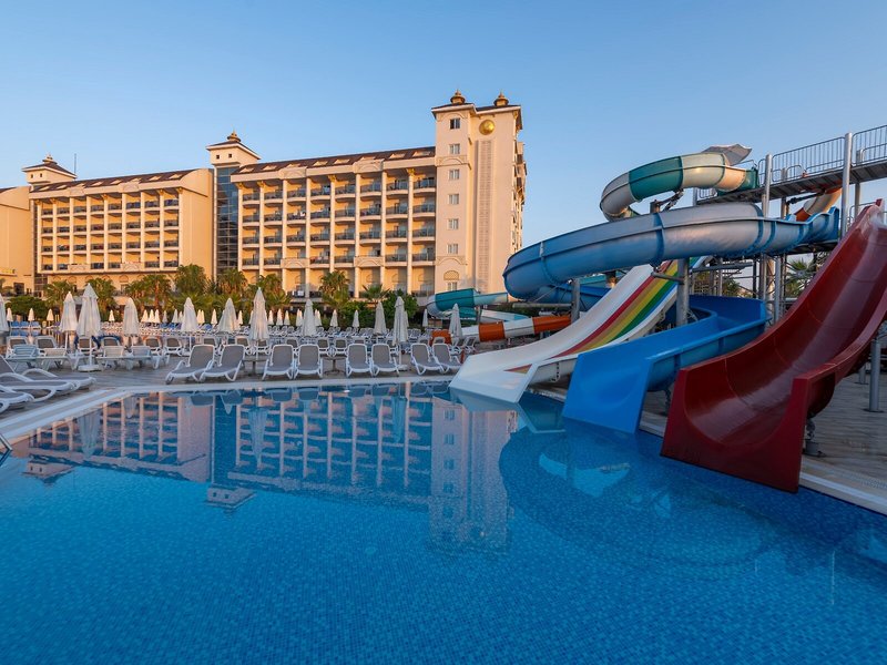 LRS Lake & River Side Hotel & Spa 12