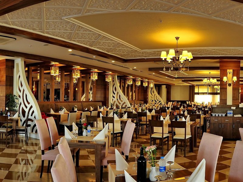 LRS Lake & River Side Hotel & Spa 29