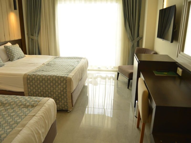 LRS Lake & River Side Hotel & Spa 47