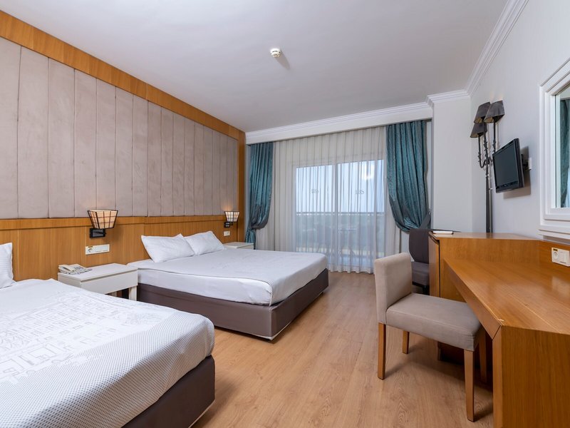 LRS Lake & River Side Hotel & Spa 48