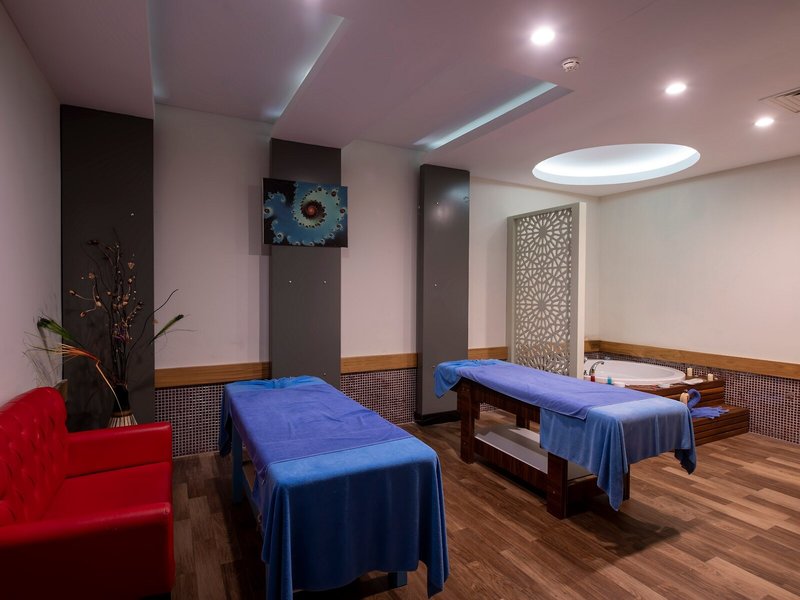 LRS Lake & River Side Hotel & Spa 49