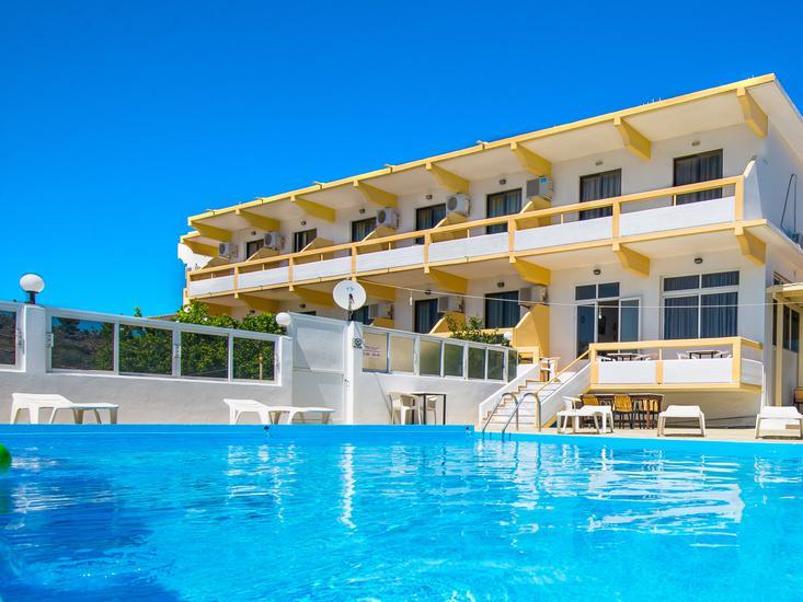 Esperos Mare Resort 1