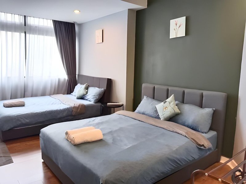 Fahrenheit Suites 16