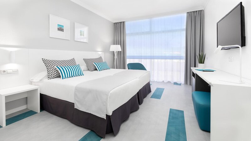 BlueSea Interpalace 18