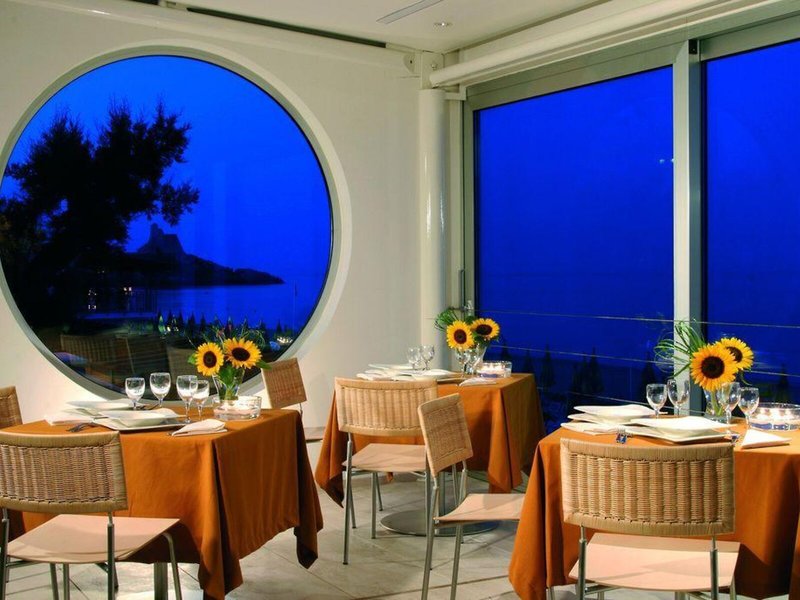 Amyclae 11 - Restaurant