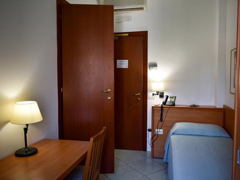 Amyclae 16 - Room Example