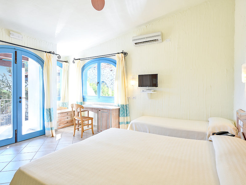 Eden Villaggio Colostrai 12