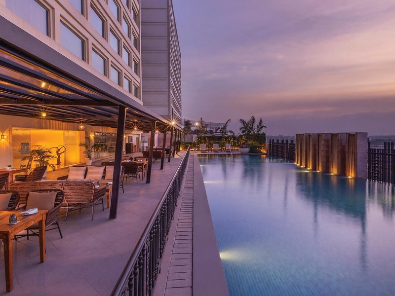 Holiday Inn New Delhi Mayur Vihar Noida 8