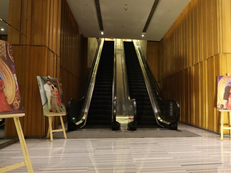 Holiday Inn New Delhi Mayur Vihar Noida 11