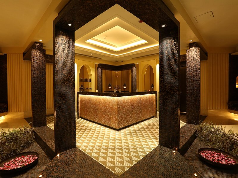 Crowne Plaza New Delhi Noida Mayur Vihar 10