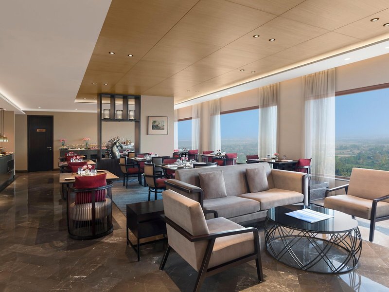 Crowne Plaza New Delhi Noida Mayur Vihar 15