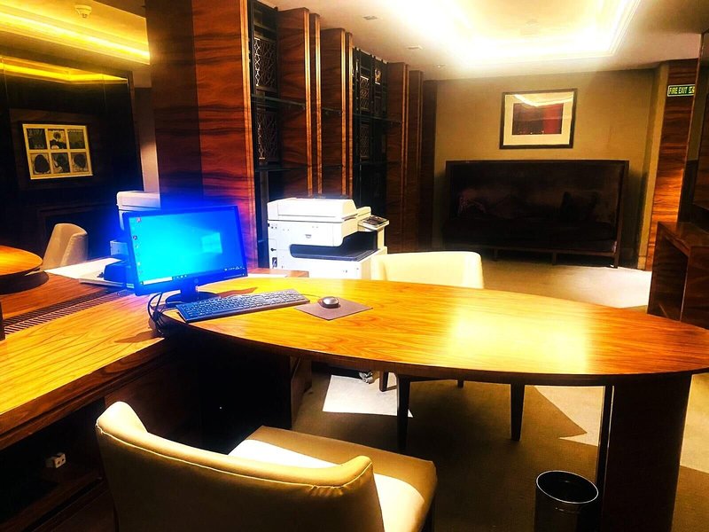 Crowne Plaza New Delhi Noida Mayur Vihar 18