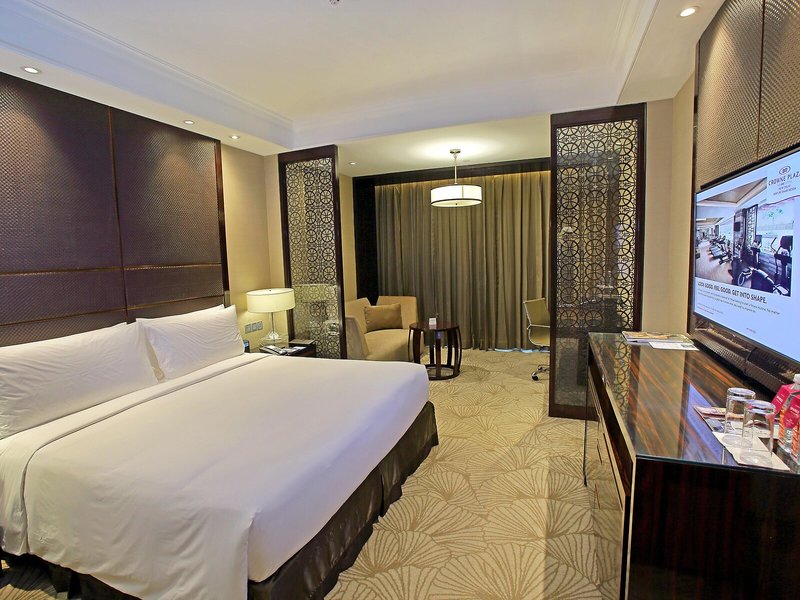 Crowne Plaza New Delhi Noida Mayur Vihar 28