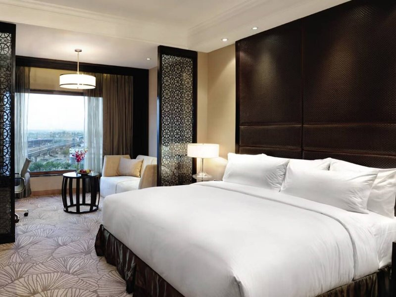 Crowne Plaza New Delhi Noida Mayur Vihar 32