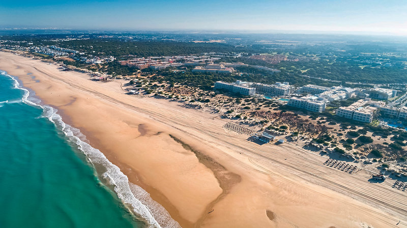 Hipotels Barrosa Park 8 - Beach