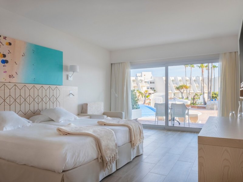 Iberostar Waves Royal Andalus 33