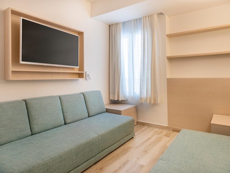 Iberostar Waves Royal Andalus 34